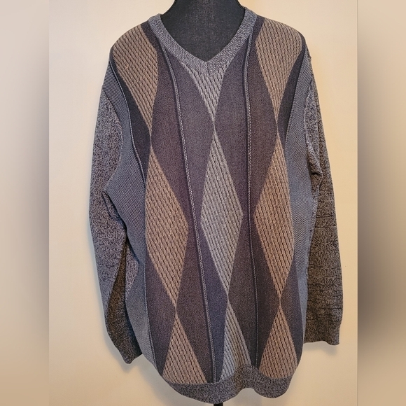 ARNOLD PALMER V-Neck Sweater with Diamond Pattern, Size Large - Picture 1 of 10